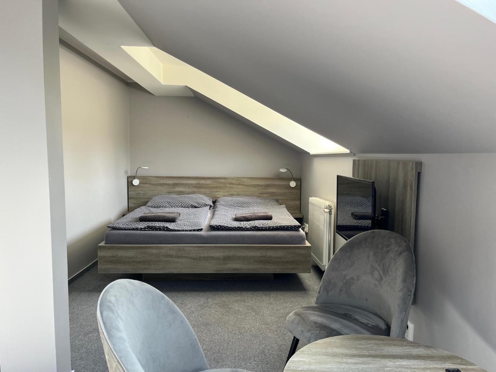 Hotel Almond Cieplice Zewnętrze zdjęcie