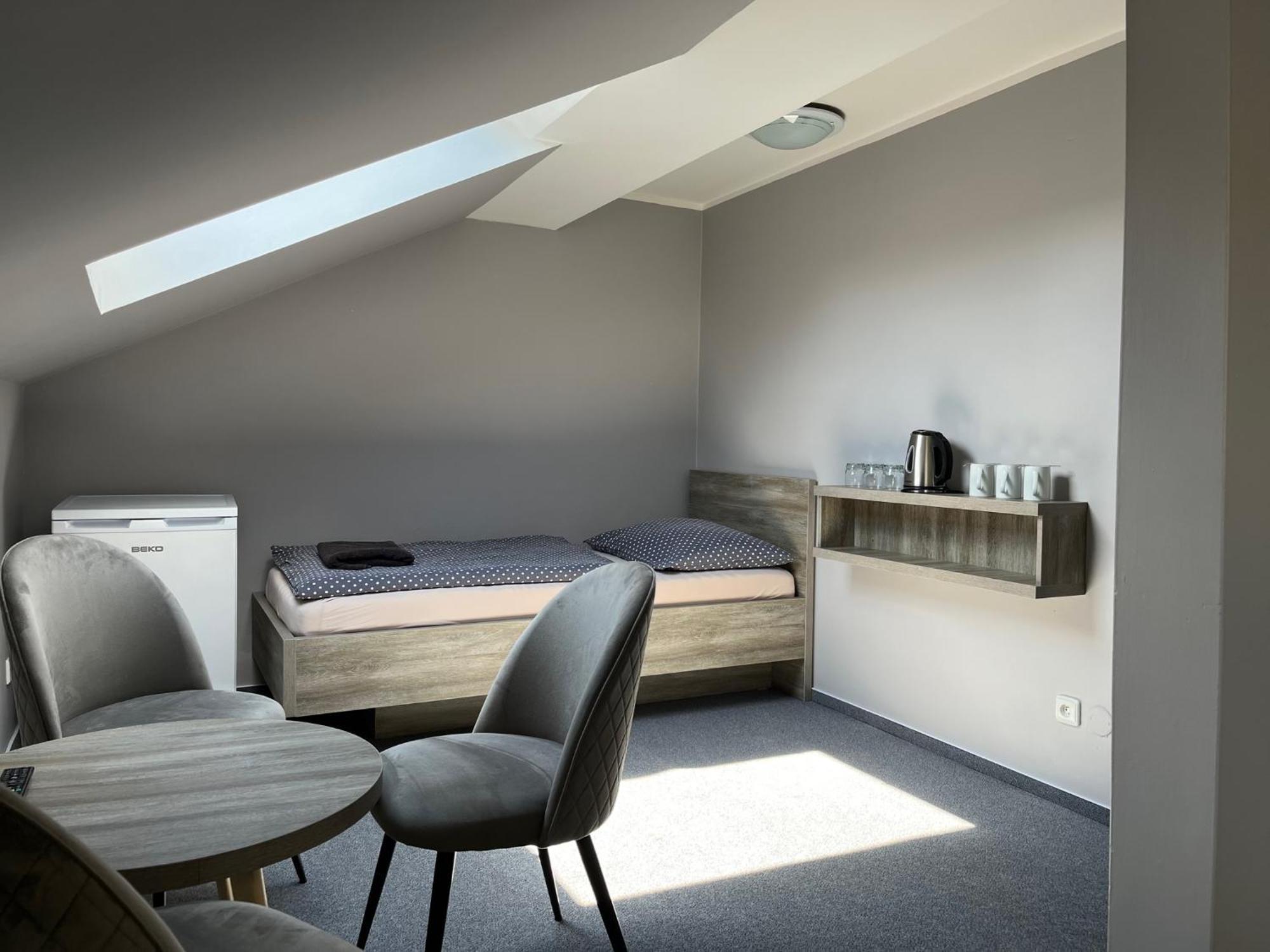 Hotel Almond Cieplice Zewnętrze zdjęcie