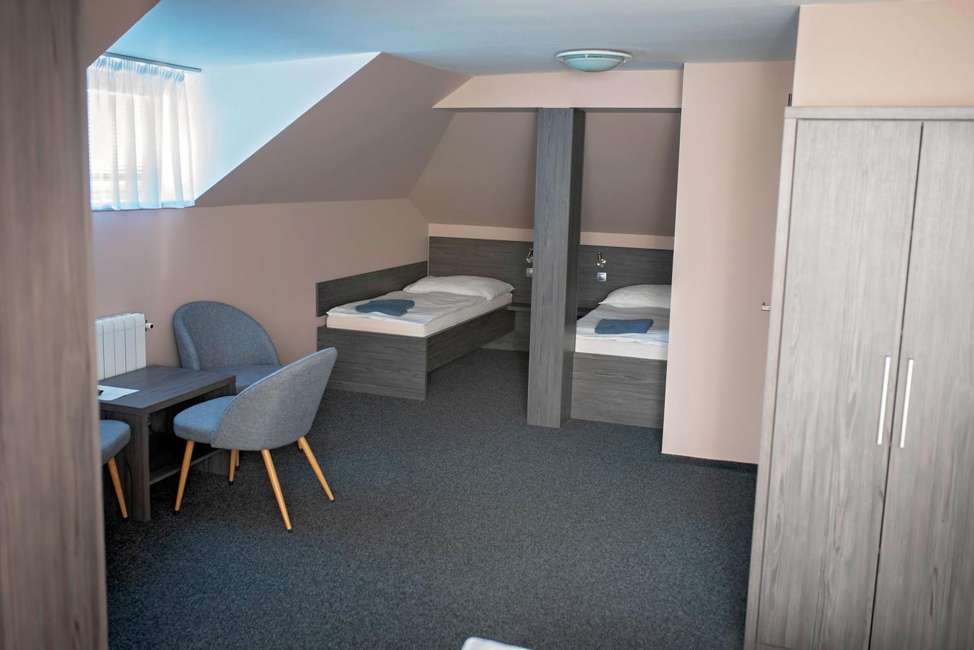 Hotel Almond Cieplice Zewnętrze zdjęcie