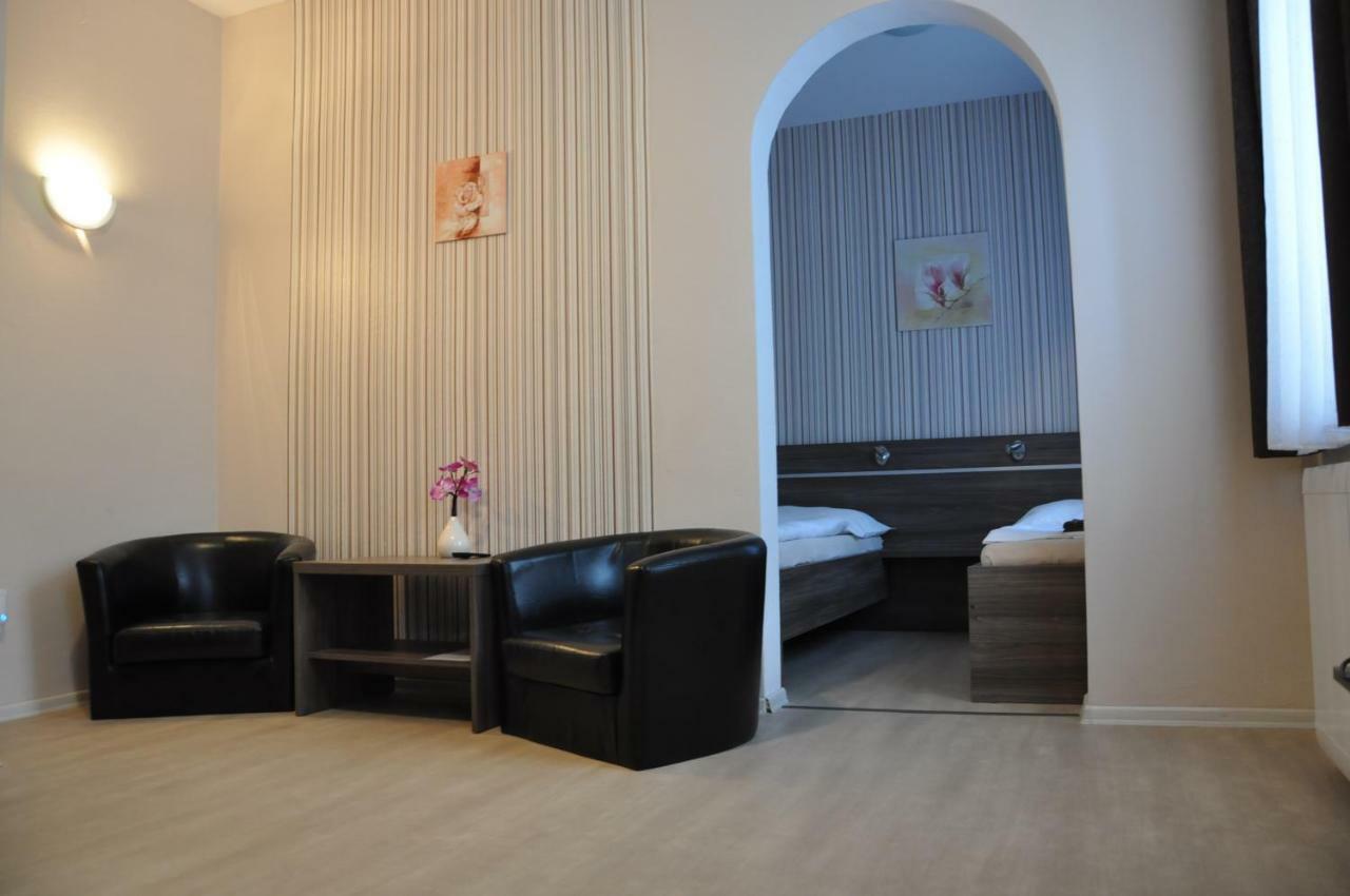 Hotel Almond Cieplice Zewnętrze zdjęcie